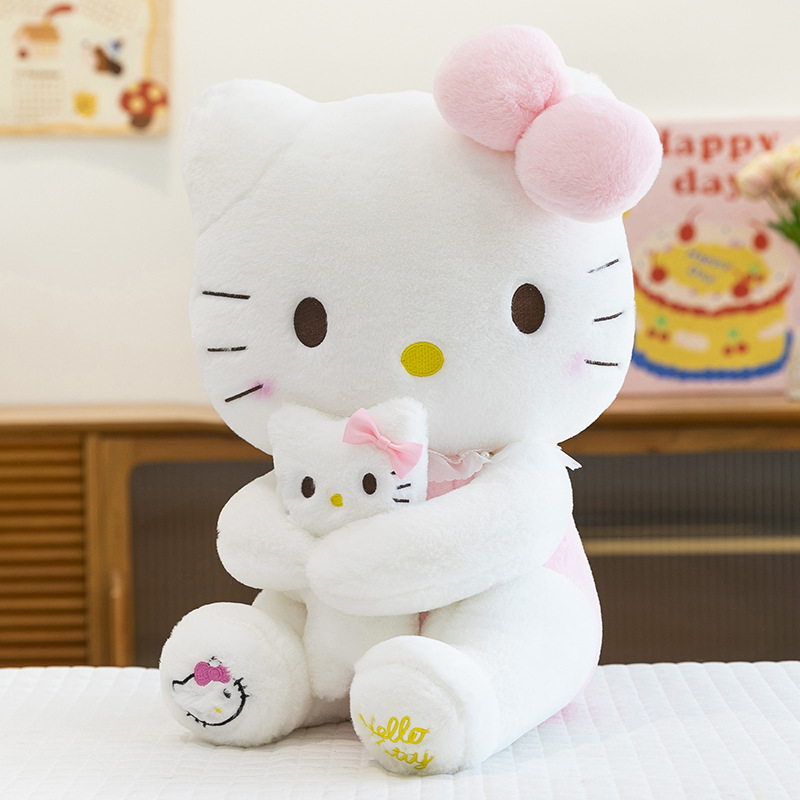 Snuggle Hug Hello Kitty